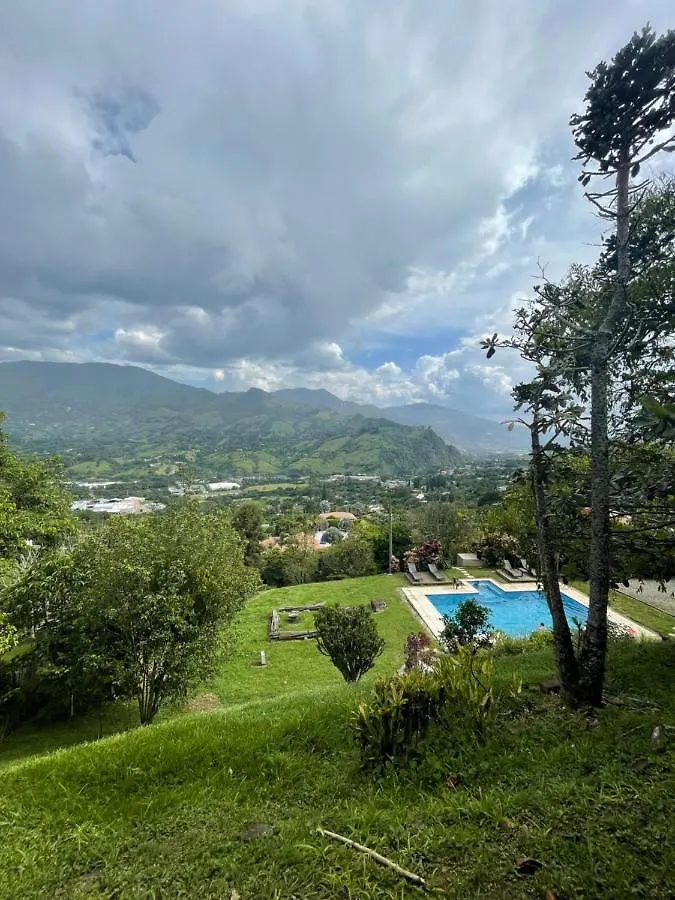 Finca Hotel Tierra Verde Girardota 0*,  Colombia