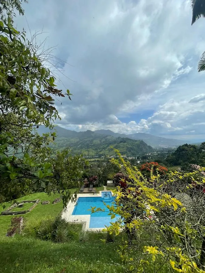 Finca Hotel Tierra Verde Girardota